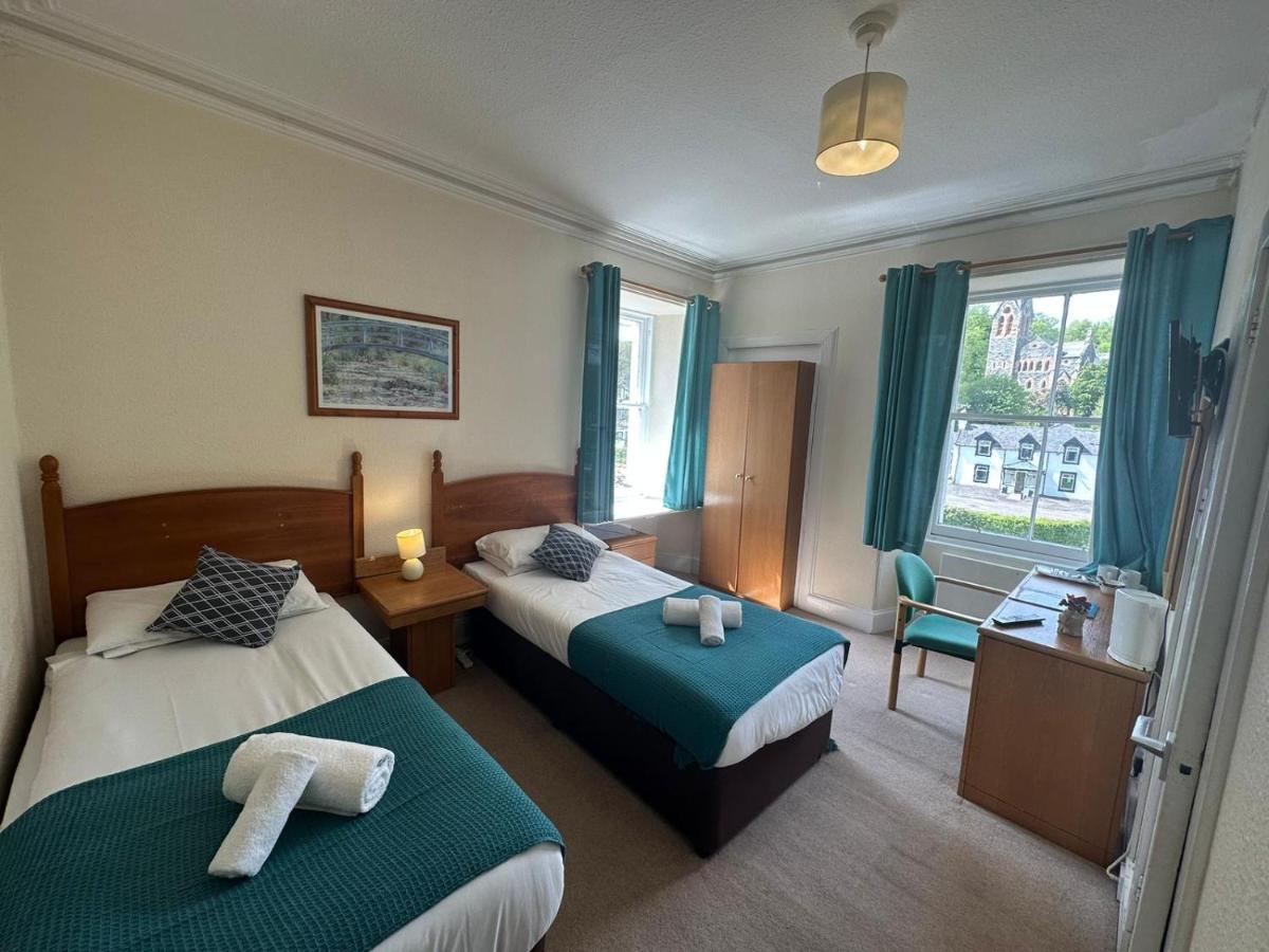 Mackay'S Spa Lodge Hotel Стратпефър Екстериор снимка