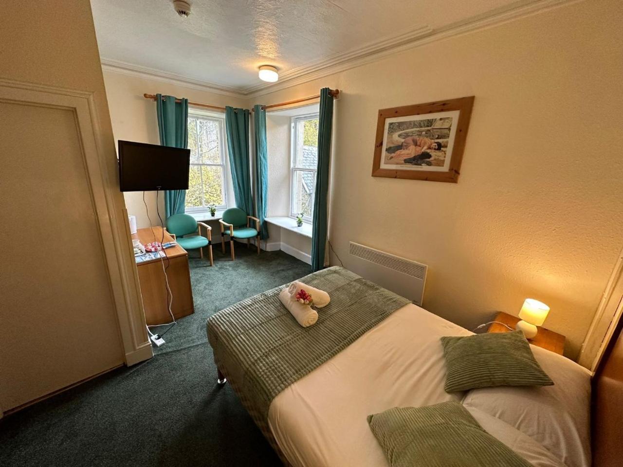 Mackay'S Spa Lodge Hotel Стратпефър Екстериор снимка